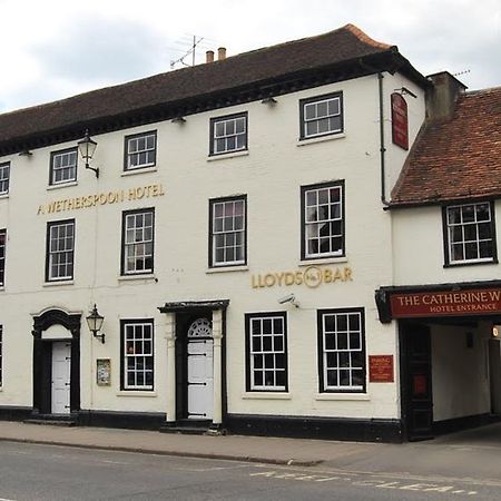 The Catherine Wheel Wetherspoon Hotel Henley-on-Thames Exterior photo